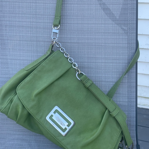Green purse - Picture 2 of 4